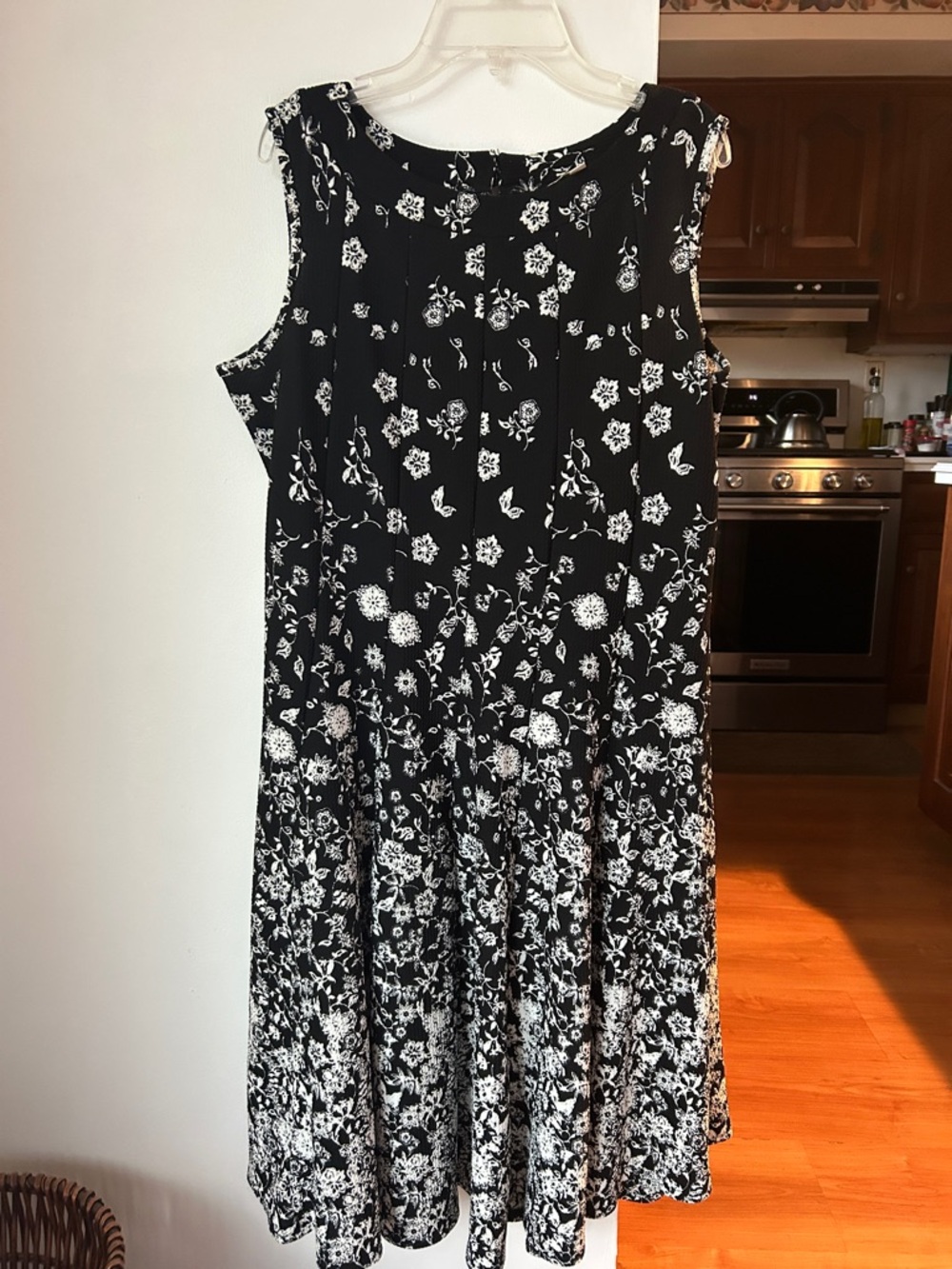 Sleeveless Black & White Floral Midi Dress